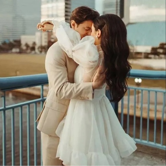 Short Tulle A-Line Wedding dress Long Puff Sleeves High Neck - Picture 4 of 8